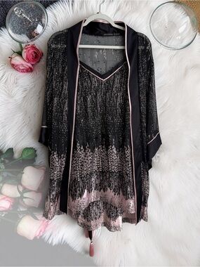 Natori Black with Pale Pink Trim Kimono Robe & Slip Set